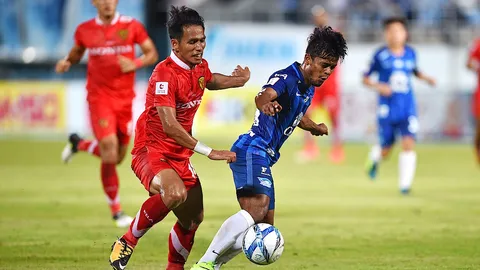 ชลบุรีฯ เปิดรังถล่มไทยฮอนด้าฯ 5-0 คว้าชัยศึกไทยลีก