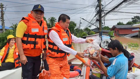 น้ำท่วมนครศรีธรรมราช หนักสุดรอบ 50 ปี "มท.2" ลุยซับน้ำตาชาวบ้าน