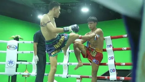 "พลอยวิทยา" เข่าดุ ชนะคะแนน "เพชรพงัน" ศึกเชฟบุญธรรม ที่ลุมพินี