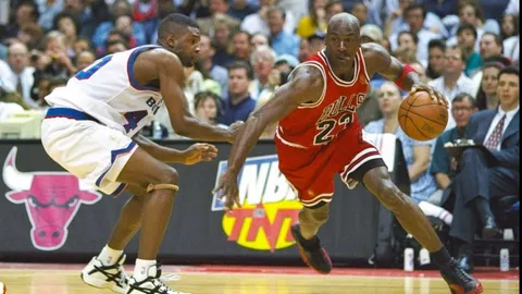 การ์ดรุกกี้ Michael Jordan มีมูลค่าการประมูลสูง 1 ล้านดอลลาร์สหรัฐ