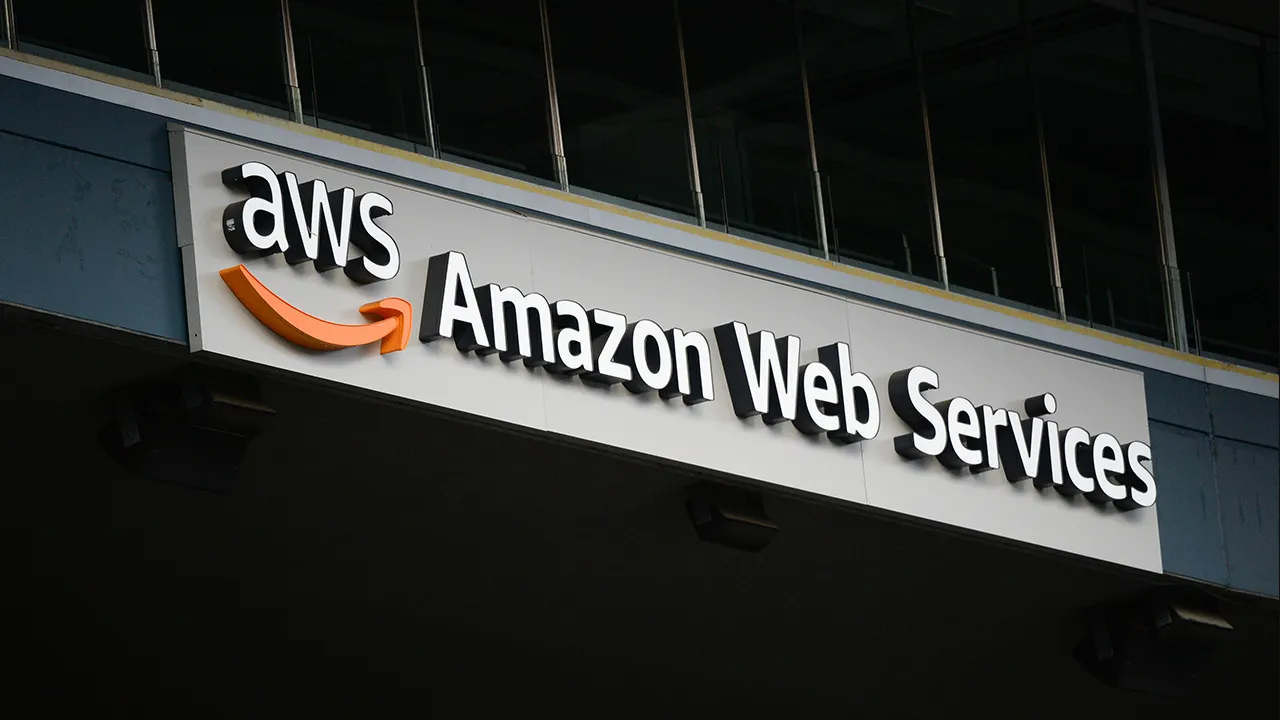 AWS เล่นใหญ่ เปิดศูนย์ข้อมูลภูมิภาคแห่งใหม่ในไทย แถมด้วยเม็ดเงินลงทุนอีก 1.9 แสน ลบ.