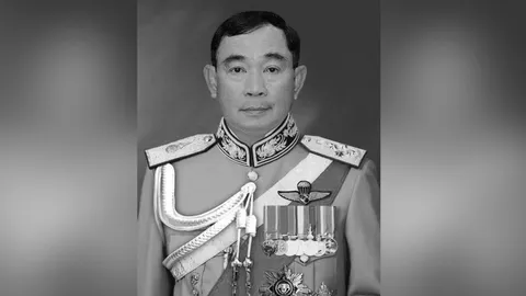 ปิดตำนาน "จุมพล มั่นหมาย" อดีตรองเลขาฯ พระราชวัง เสียชีวิตในวัย 72 ปี