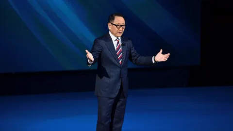 อยากอยู่เมืองไทย ชอบปูผัดผงกะหรี่! ถอดทุกคำพูดจากใจ Akio Toyoda ประธาน Toyota  Motor Corporation