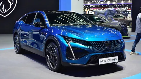 สุดหล่อมอเตอร์โชว์! New Peugeot 408 PHEV