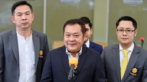 “ทวี” ชี้ตำแหน่งประธานสภา จบที่เพื่อไทย-ก้าวไกล โวไม่มีส้มหล่น ถึง “ลุงตู่”