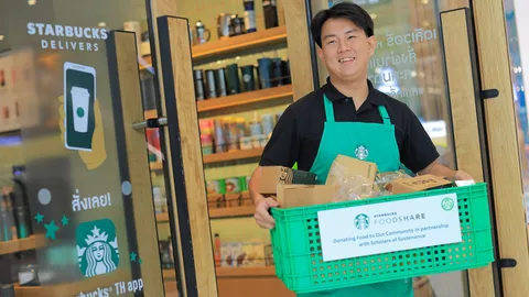 สตาร์บัคส์ฉลอง 25 ปียกระดับชุมชนท้องถิ่น