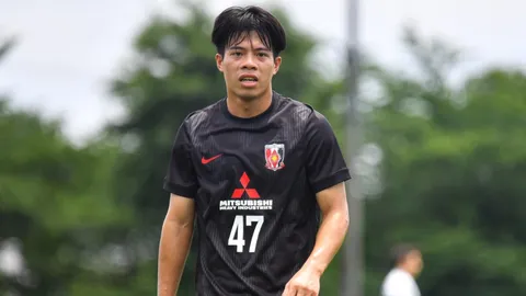 “เอกนิษฐ์” เปิดใจ หลังเตรียมลุยเจลีก ในสีเสื้อ “อูราวะ เรดส์” แชมป์ ACL 2022