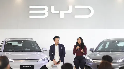 รถญี่ปุ่นกำลังถูกกลืนจากปรากฏการณ์ EV จีนครองตลาดไทย BYD จะสร้างแรงกระเพื่อมเปลี่ยนตลาดดีลเลอร์ไทย