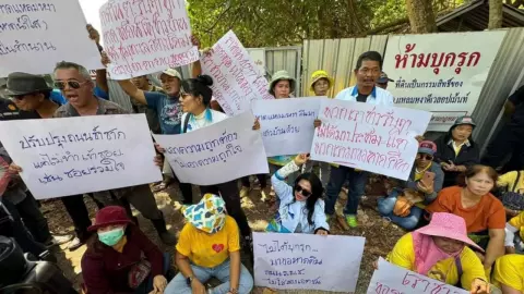 คนภูเก็ตฮือทวงทางลงหาด "แหลมหงา" ถูกนายทุนปิดกั้นนานหลายปี 