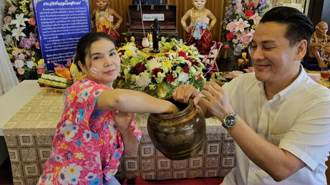 ถูกใจคอหวย ฝน ธนสุนทร ล้วงไหขอเลขเด็ดพี่นวล ให้โชคแฟนๆ ในวันปีใหม่ไทย