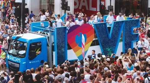 จัดยิ่งใหญ่ LOVE PRIDE PARADE 2024 ขบวนพาเหรดยาวที่สุดในเอเชีย