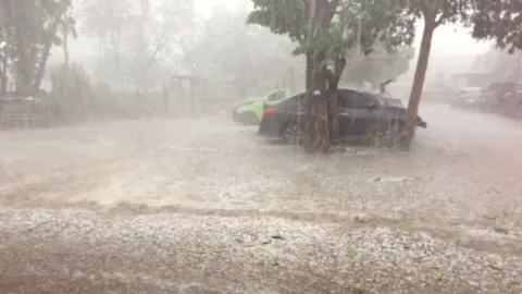 สภาพอากาศวันนี้ เหนือ อีสาน ตอ.มีฝนตกหนัก หวั่นเกิดน้ำท่วมฉับพลัน