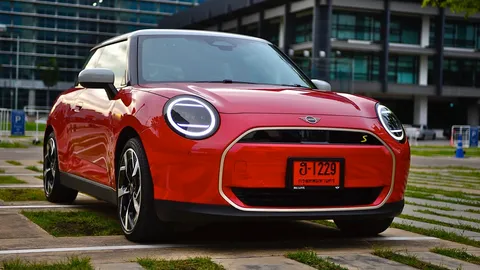 ขับดีราคาโดน ทดสอบ MINI NEW COOPER SE 2024