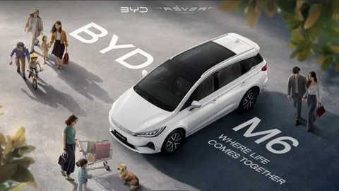 ราคาพอได้!  BYD M6 รถ MPV ไฟฟ้า 6 ที่นั่ง