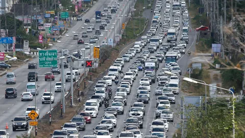 ปีใหม่ 2568 รัฐบาลรณรงค์ดื่มไม่ขับ ลดความสูญเสีย พร้อมแนะ 37 จุดกางเต็นท์ฟรี