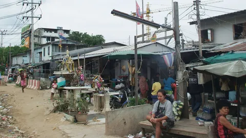 พม.ถกแก้ปัญหา'สลัมคนเมือง'ลดแออัดเพิ่มคุณภาพชีวิต