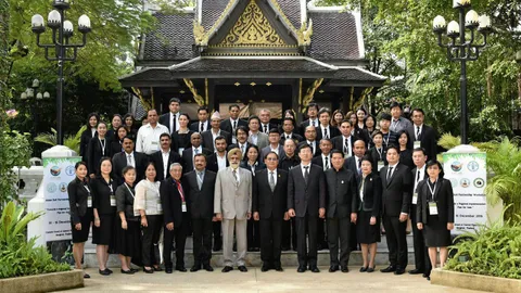 หัวเรือใหญ่จัดการดินเอเชีย