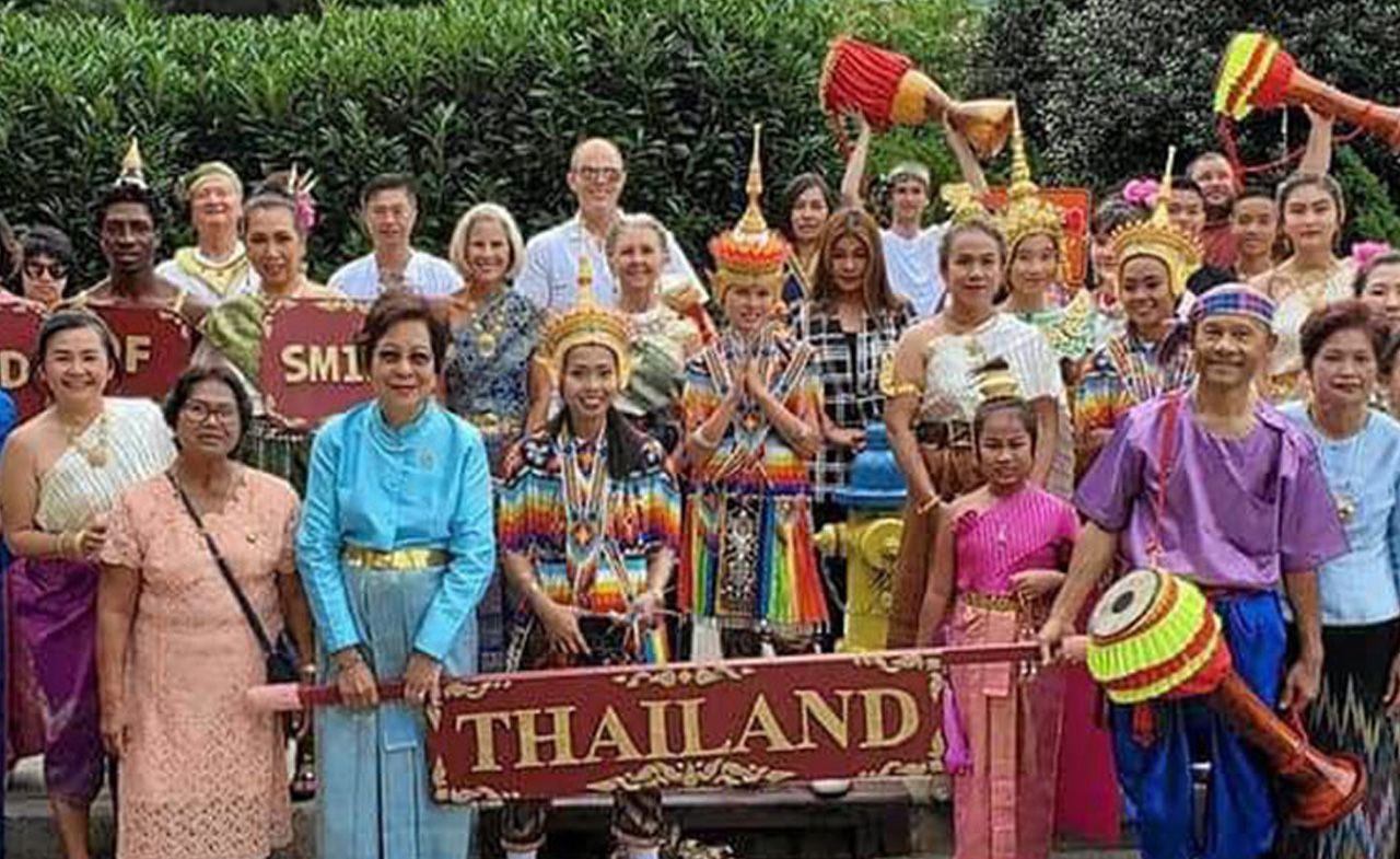 งานประจำปี จุฬาพร ชีวโศภิษฐ จัดงาน “เอเชียนเฟสติวัล 2019” เป็นงานประจำปีของเมืองน็อกซ์วิลล์ รัฐเทนเนสซี ประเทศสหรัฐฯ มี สุนิสา สุวรรณทัต นายกสมาคมไทยแห่งรัฐจอร์เจีย ไปร่วมด้วย คนร่วมงานจำนวนมาก.