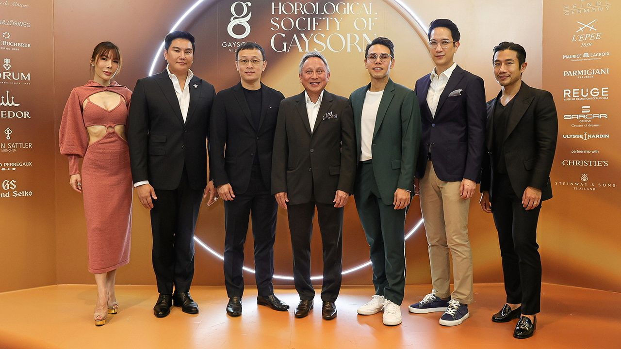 เชิญชม - ชาญ ศรีวิกรม์ จัดงาน “Horological Society of Gaysorn” อวดโฉมเรือนเวลาสุดหรูน่าสะสม 15 แบรนด์ชั้นนำระดับเวิลด์คลาส โดยมี ดร.ปราโมทย์ เหรียญเจริญสุข, วุฒิรักษ์ เตชะพงษ์พันธุ์ และ จิรัสย์ วัฒนภัทรเศรษฐ์ มาร่วมงานด้วย ที่เกษร ทาวเวอร์ วันก่อน.