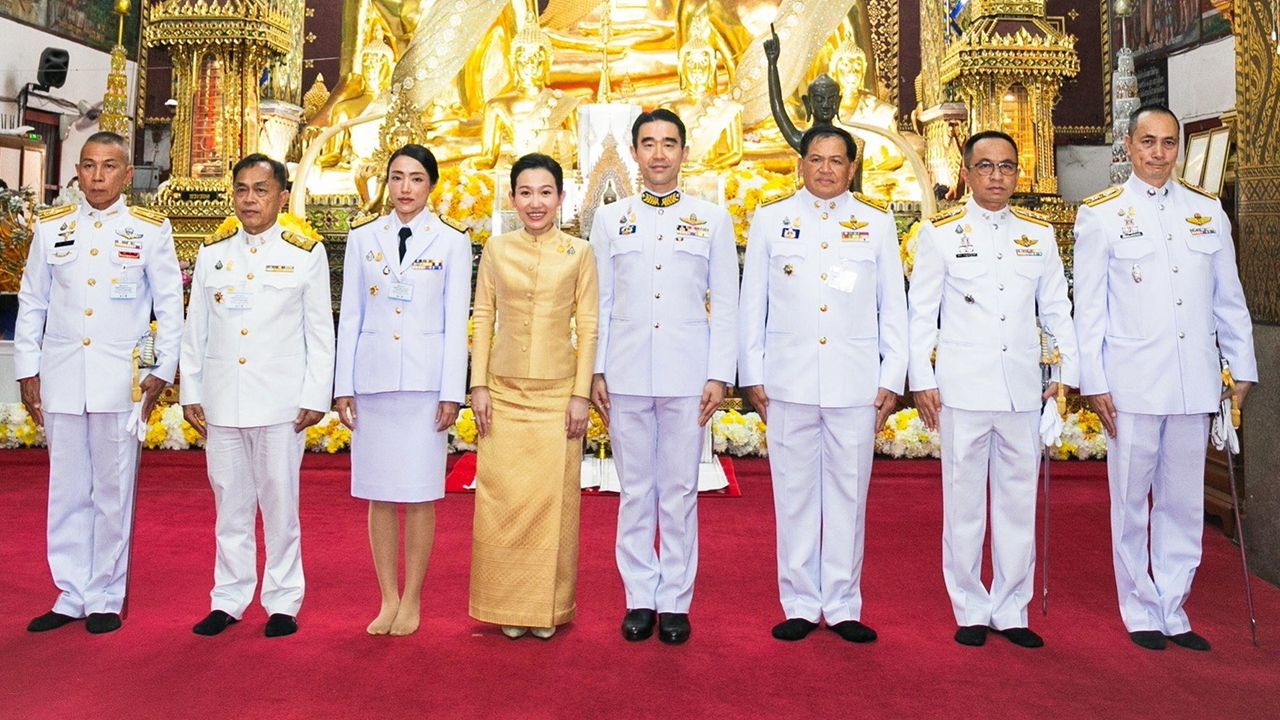 กฐิน - อัศวิน–ฐาปณี เตชะเจริญวิกุล เป็นประธานในพิธีถวายผ้าพระกฐินพระราชทาน ประจำปี 2566 โดยมี อนุพงษ์ วาวงศ์มูล, สมปรารถนา แสงสุริยะฉัตร, พ.ต.อ.วชิระ กาญจนวิภาดา และ ว่าที่ ร.ต.วรา จตุวัลย์ มาร่วมในพิธีด้วย ที่วัดพระธาตุหริภุญชัยวรมหาวิหาร จ.ลำพูน วันก่อน.