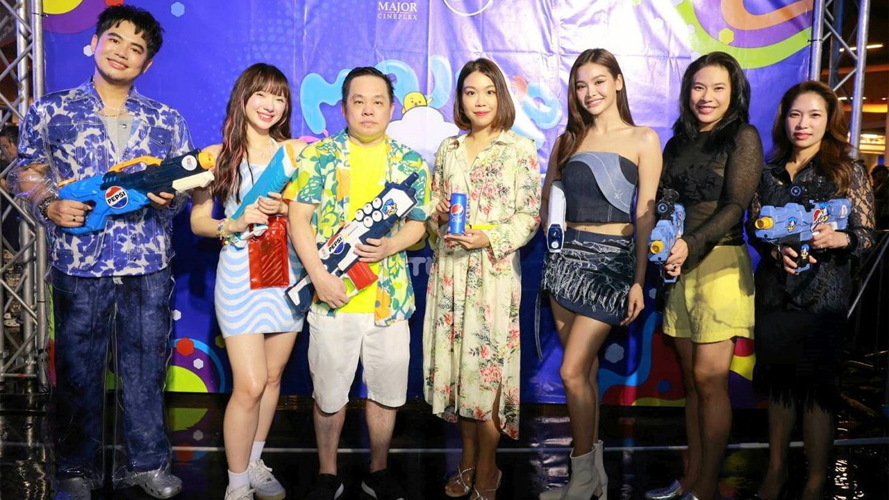 เล่นเพลิน วิชัย กุลธวัชชัย และ ปิยาภัสร์ สุขฑีฆะ จัดงาน “Major Songkran Festival” แลนด์มาร์กงานสงกรานต์แห่งใหม่กับอุโมงค์นํ้ายาว 20 เมตร โดยมี อิงฟ้า วราหะ, เขมรัชต์ สุนทรนนท์ และ ญานนีน ภารวี ไวเกล มาร่วมงานด้วย ที่เมเจอร์ ซีนีเพล็กซ์ รัชโยธิน วันก่อน.