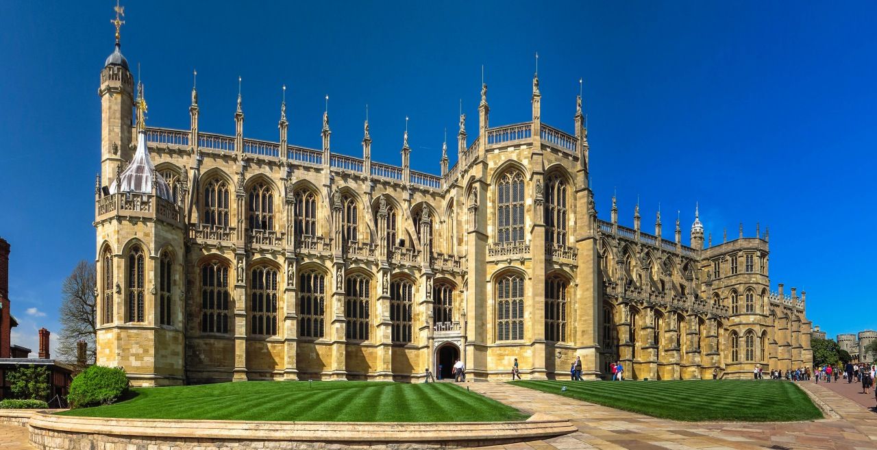 โบสถ์น้อยเซนต์จอร์จ  (St George’s Chapel) ภายในพระราชวังวินด์เซอร์ 