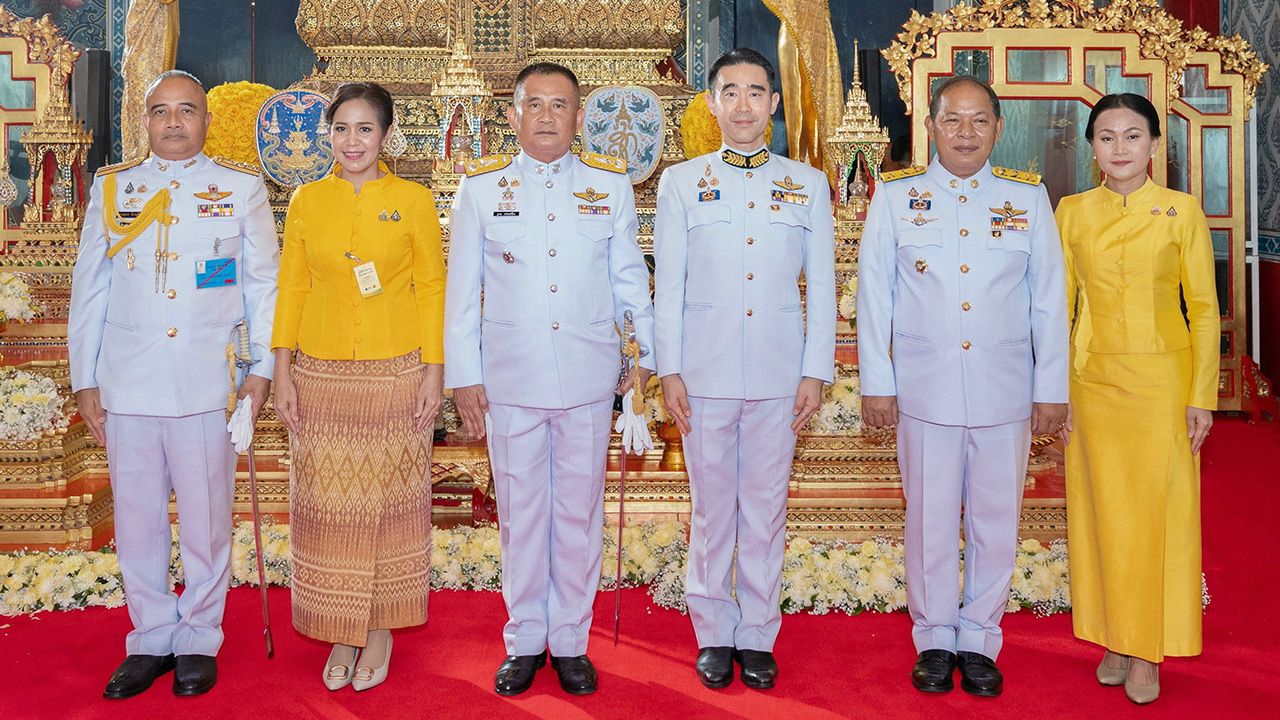 กฐินพระราชทาน อัศวิน เตชะเจริญวิกุล เป็นประธานในพิธีถวายผ้าพระกฐินพระราชทานประจำปี 2567 โดยมี อดิเทพ กมลเวชช์, พล.ต.ต.ฐเดช กล่อมเกลี้ยง, พ.อ.ภาณุมาส จีนานุรักษ์, ประภัสสร ศรีสมุทร และ ภิรญา จีนานุรักษ์ มาร่วมในพิธีด้วย ที่วัดท่าหลวง จ.พิจิตร วันก่อน.