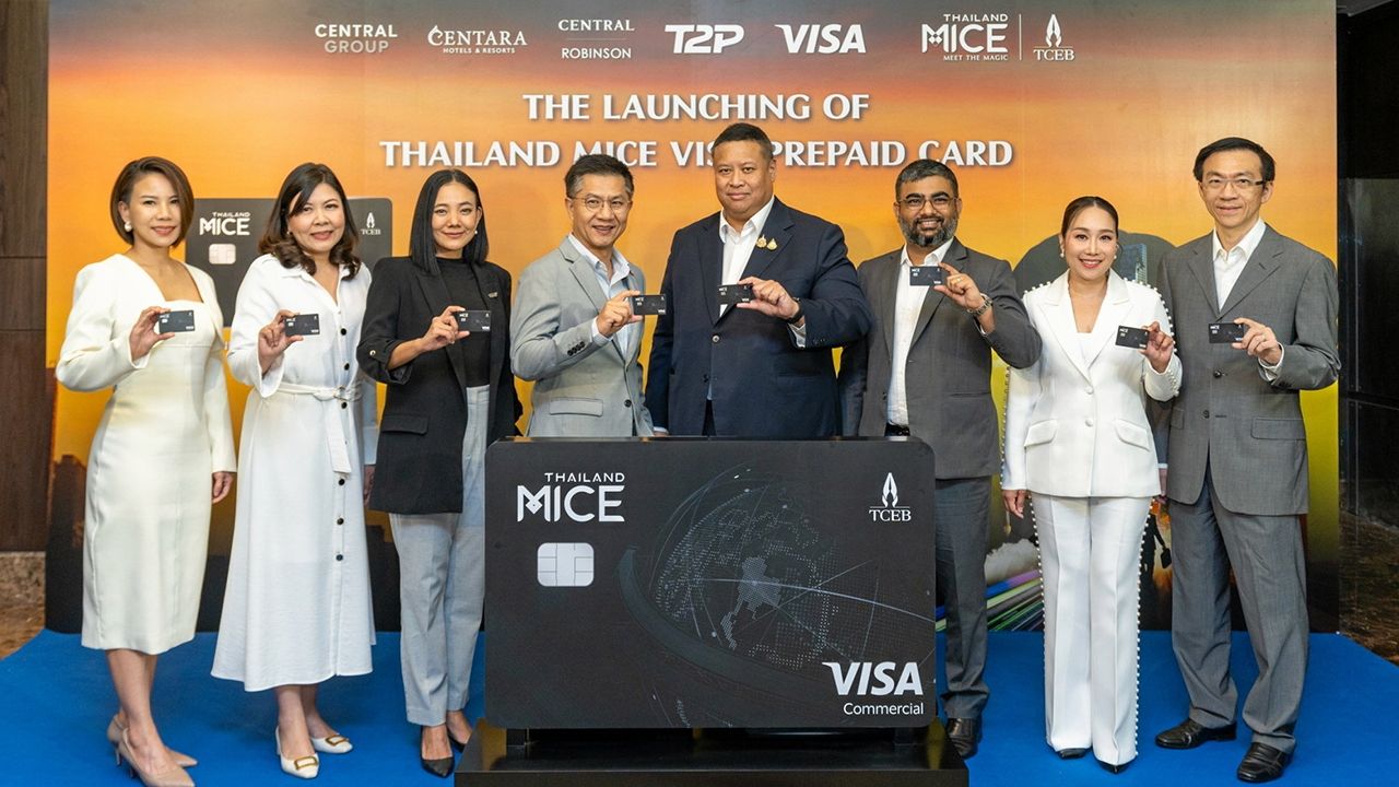 เติมเงิน - จิรุตถ์ อิศรางกูร ณ อยุธยา และ ปุณณมาศ วิจิตรกุลวงศา เปิดตัว “Thailand MICE Visa Prepaid Card” บัตรชำระเงินวีซ่าสำหรับธุรกิจแบบเติมเงินเพื่อนักเดินทางกลุ่มไมซ์ทั้งต่างชาติและชาวไทย โดยมี ม.ร.ว.สุทธิภาณี ยุคล มาร่วมงานด้วย ที่โรงแรมโซฟิเทล สุขุมวิท วันก่อน.