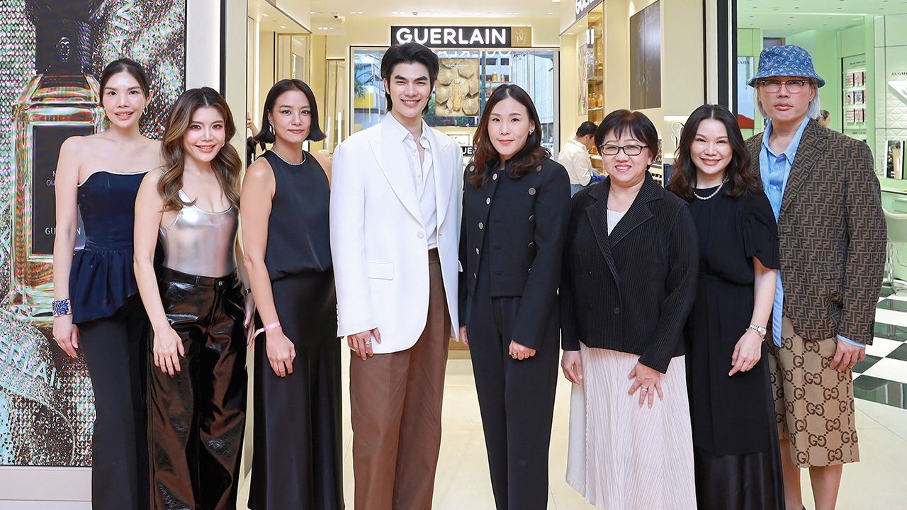 ตามไปซื้อ วรรษา ตั้งนิมิตโชค เปิด “Guerlain The New Ultimate Boutique” แบรนด์เครื่องสำอางจากฝรั่งเศสดีไซน์รูปแบบใหม่เน้นความหรูหรา พร้อมแนะนำ Holiday collection 2024โดยมี ณัฐกาญจน์ สำราญกิจ และ สิชา เตลิงคพันธ์ มาร่วมงานด้วย ที่เซ็นทรัล ชิดลม วันก่อน.