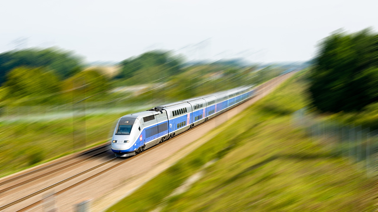 นายกรัฐมนตรี เป็นประธานพิธีลงนามสัญญารถไฟความเร็วสูง ช่วงกทม.-หนองคาย วันนี้