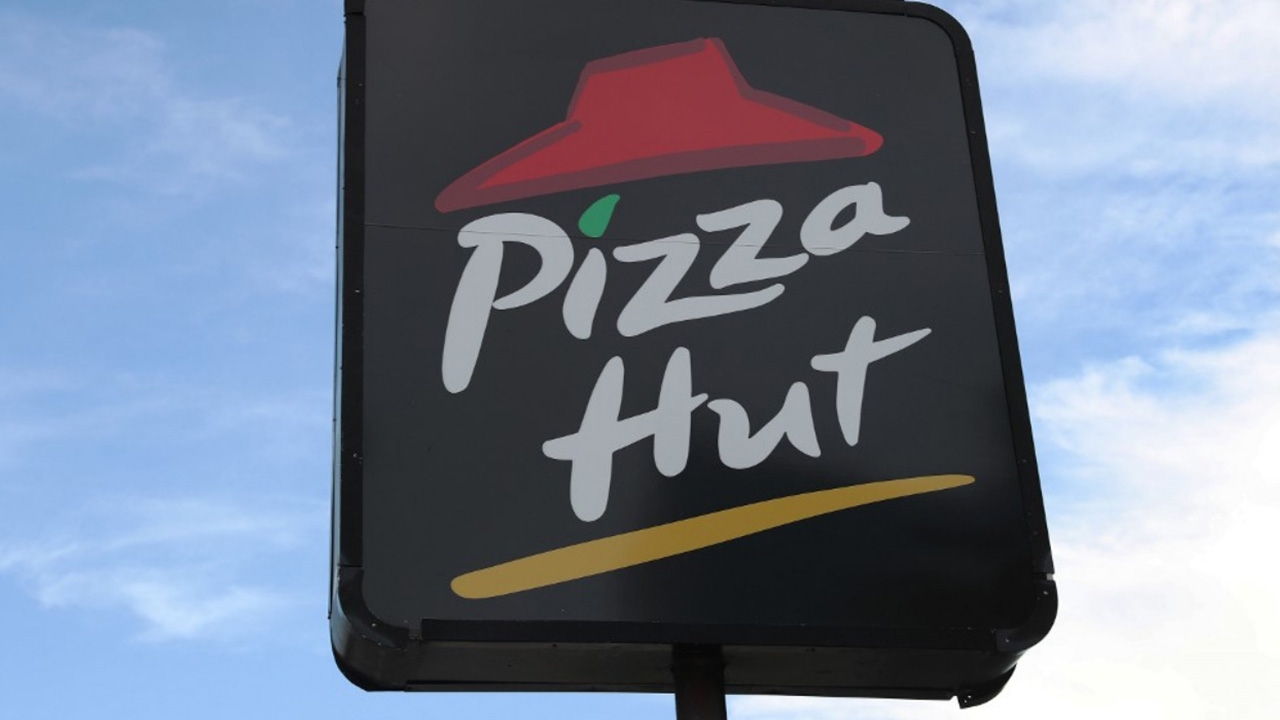 Pizza Hut ยื้อไม่ไหว เตรียมปิด 29 สาขาในสหราชอาณาจักร 