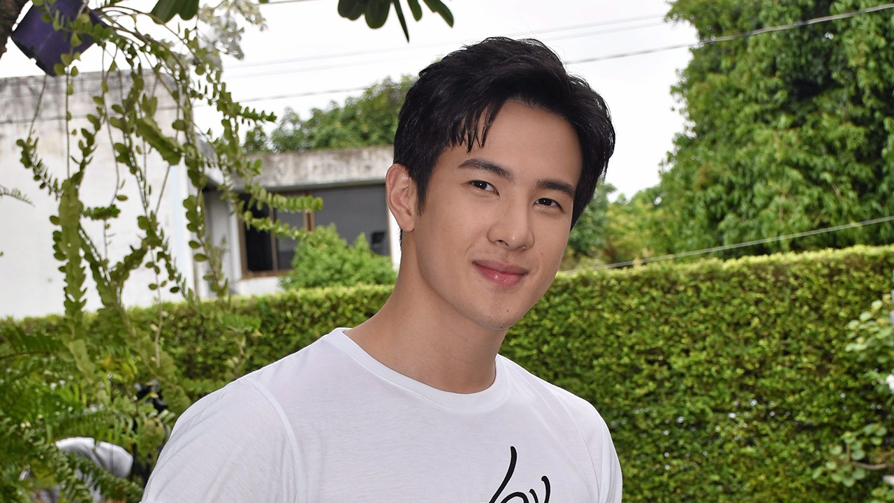 "เจมส์ มาร์" ไม่นอยด์! บทนางเอกเด่นกว่า 