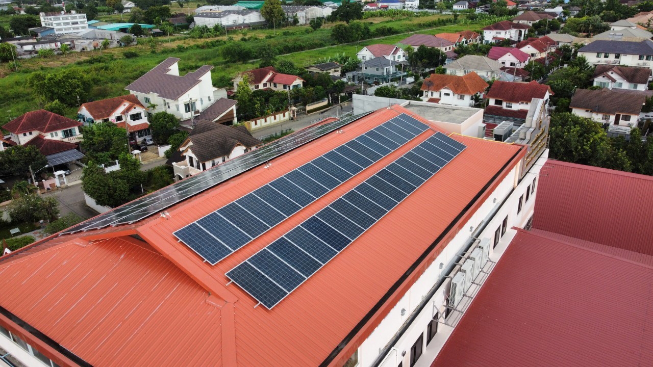 BGE สนับสนุน Solar Rooftop ร.ร.พระปริยัติธรรมวัดผ่องพลอยฯ ขับเคลื่อนนโยบายด้านสิ่งแวดล้อม