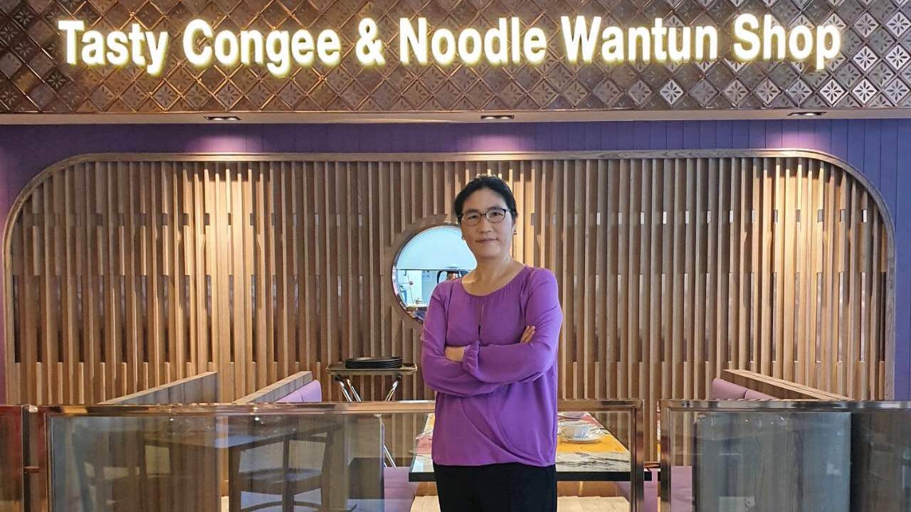 กมลรัตน์ จิระพงศ์วัฒนา ผู้บริหาร Tasty Congee and Noodle Wantun ส่งตรงจากฮ่องกง