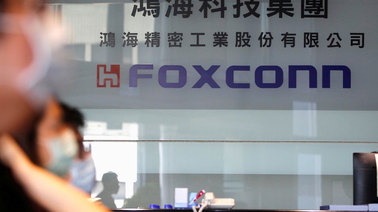 Foxconn ประเมินชิ้นส่วนอิเล็กทรอนิกส์ มีโอกาสขาดแคลนจนถึงปี 2022