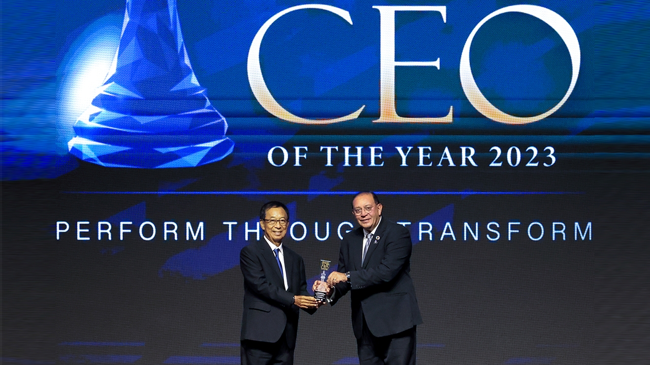 ซีอีโอ ปตท.สผ. รับรางวัล Thailand Top CEO of the Year 2023