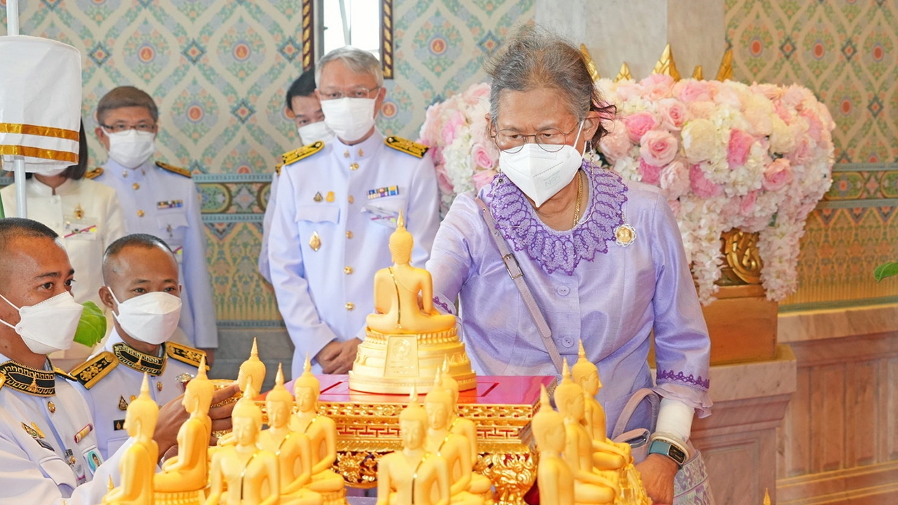 พิธีพุทธาภิเษกพระพุทธมหาสุวรรณปฏิมากร (จำลอง)