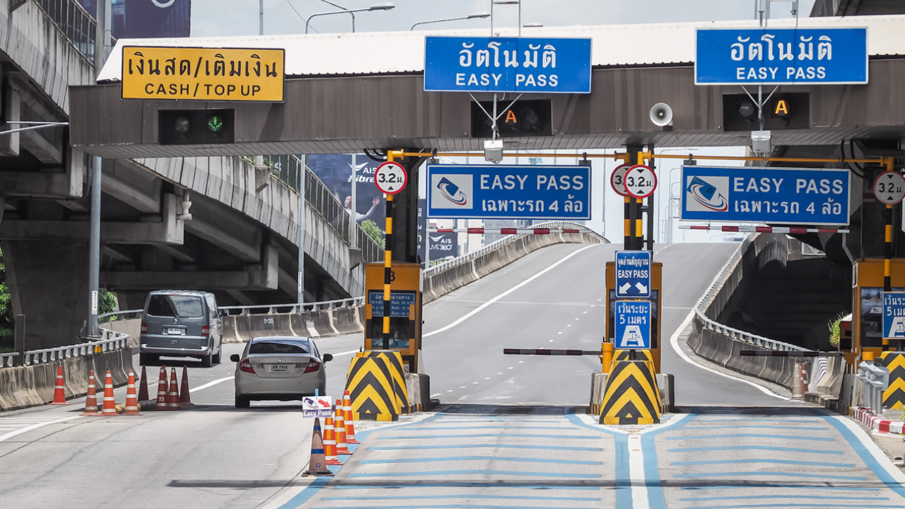 "วันพ่อ-วันรัฐธรรมนูญ" ขึ้นทางด่วนฟรี 3 สายทาง เช็กเลยมีเส้นไหนบ้าง