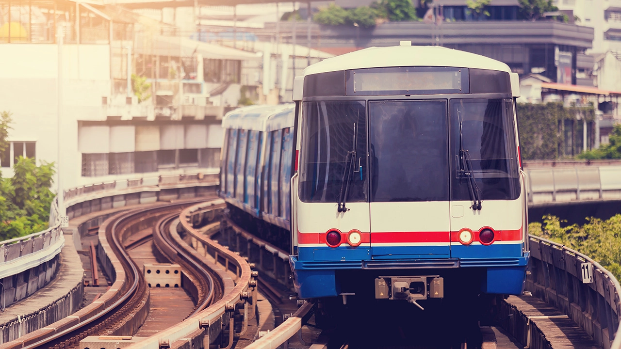 3 เดือนรถไฟฟ้าเสีย 47 ครั้ง มีนาคมบ่อยสุด-กรมรางถกเข้มผู้ให้บริการ