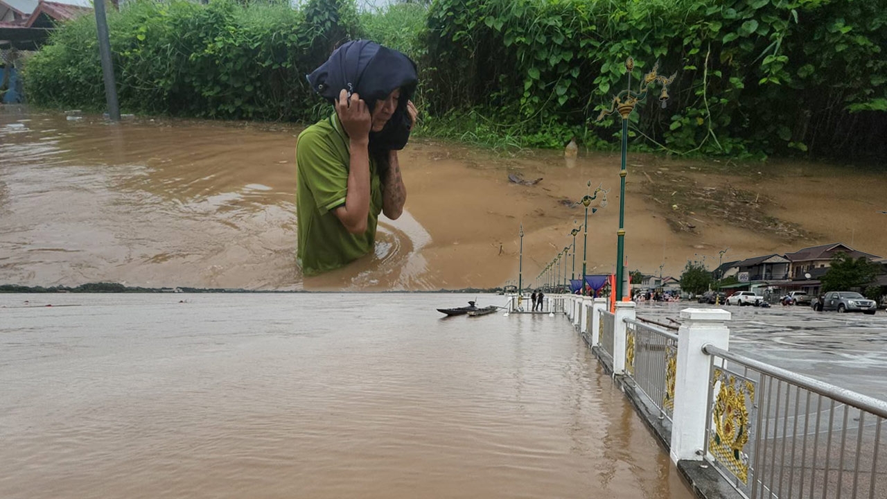 "แม่น้ำโขง" ใกล้พ้นวิกฤตท่วม คาดอีก 6 วันถึงโขงเจียม จ.อุบลราชธานี