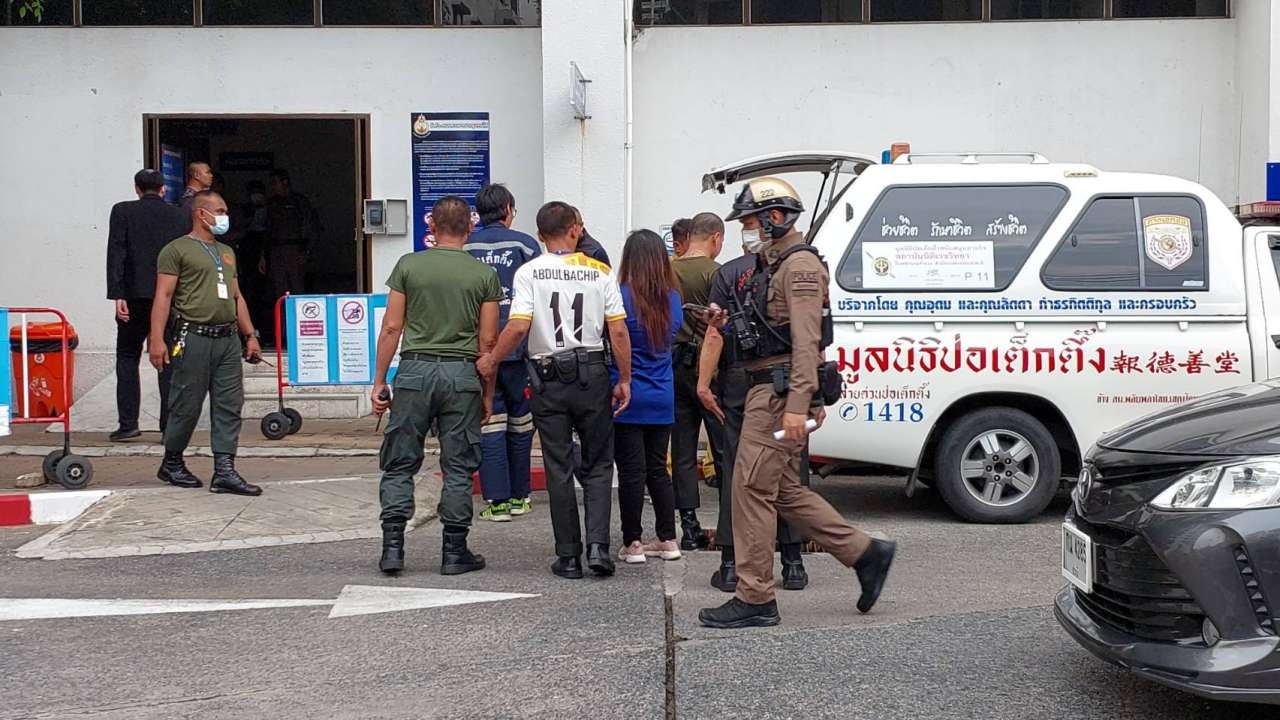 โจรชิงทรัพย์ถูกรุมตื้บสาหัส ก่อนไปดับ ขณะคุมตัวฝากขังศาลอาญากรุงเทพใต้ 